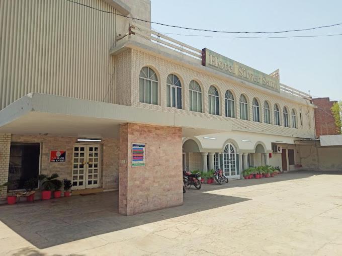 Hotel Silver Sand Multan Buitenkant foto