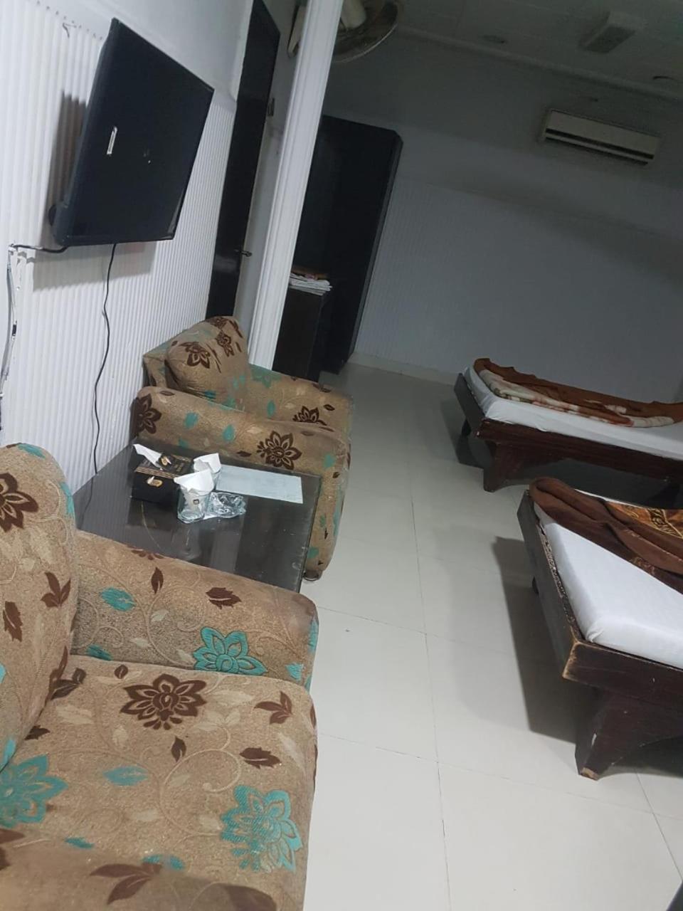 Hotel Silver Sand Multan Buitenkant foto